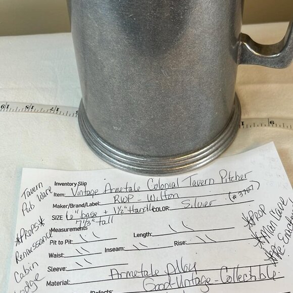 Vintage Wilton Armetale Tavern Pitcher 7.33' Tall BarMaid Mancave Renaissance - Picture 2 of 8